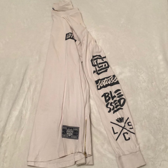 Lotuss white long sleeve print - Picture 4 of 5